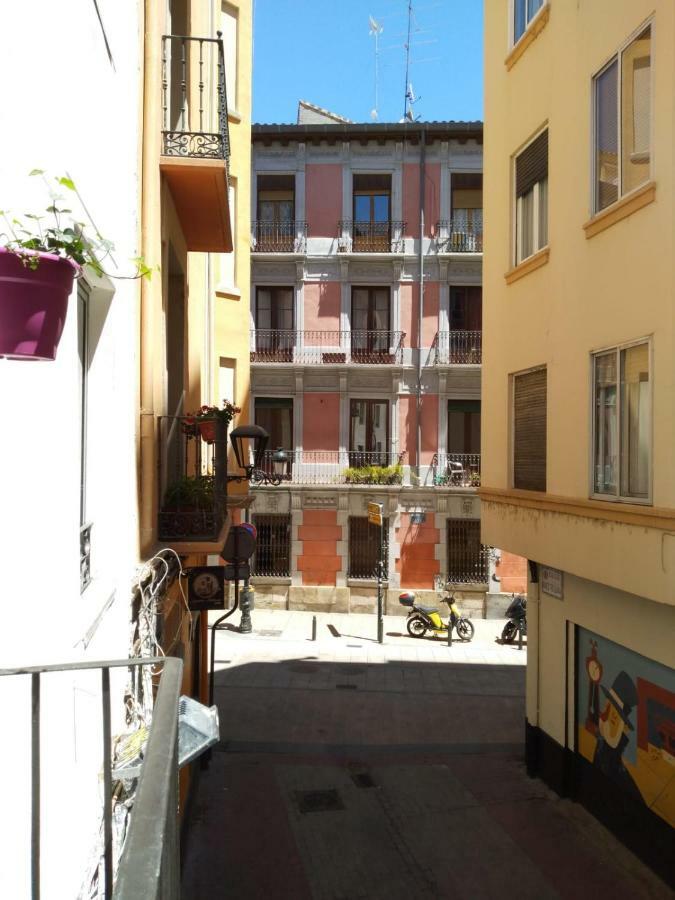 Acojedor Piso A Metros Del Pilar Y Plaza Espana سرقسطة المظهر الخارجي الصورة